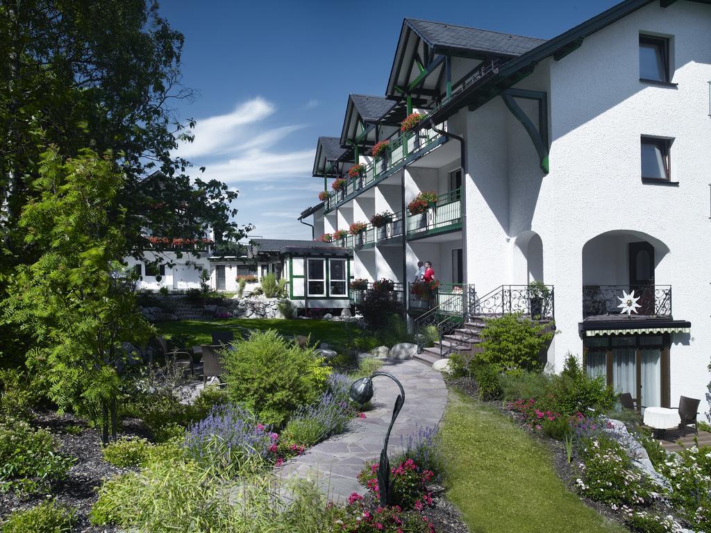 Hotel & Ferienappartements Edelweiss Willingen  Exterior photo
