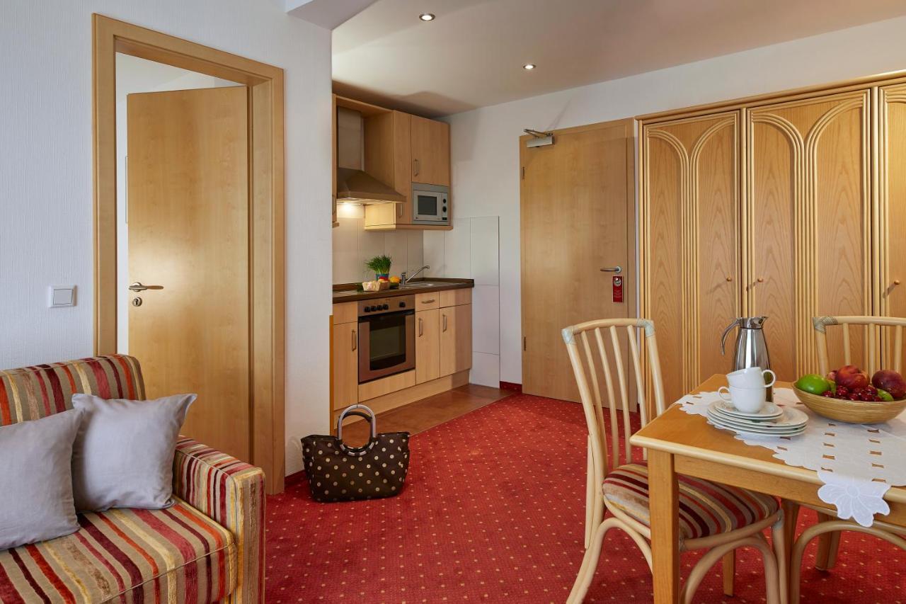 Hotel & Ferienappartements Edelweiss Willingen  Exterior photo